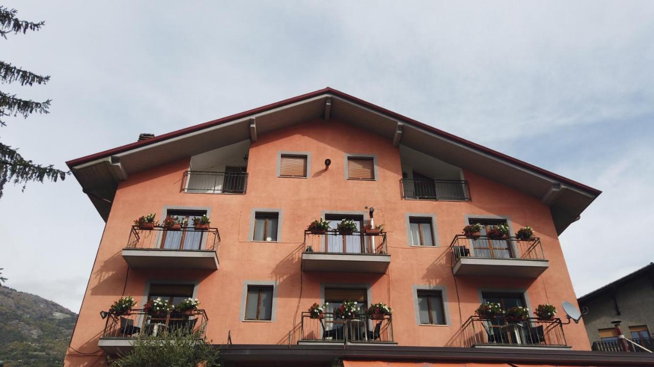 Hotel Cristina Verrayes Bagian luar foto